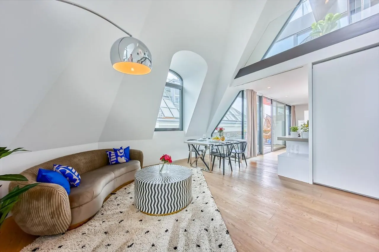 Smile Apartments 